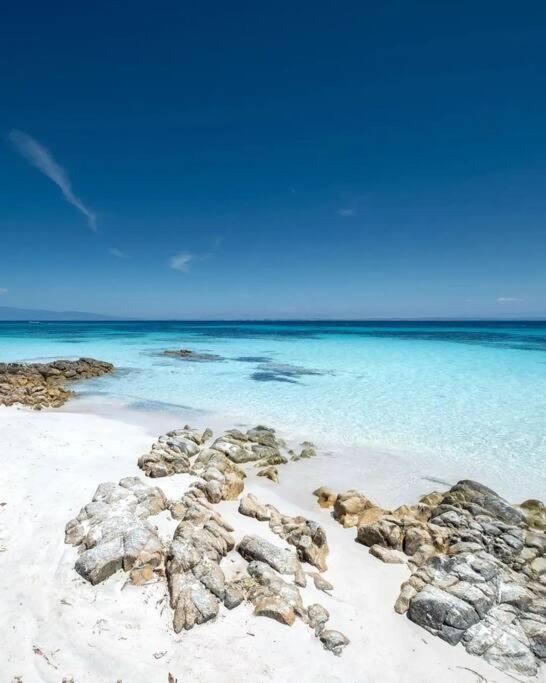 Casa Sul Mare A Putzu Idu - Grazie Di Esistere Villa ภายนอก รูปภาพ